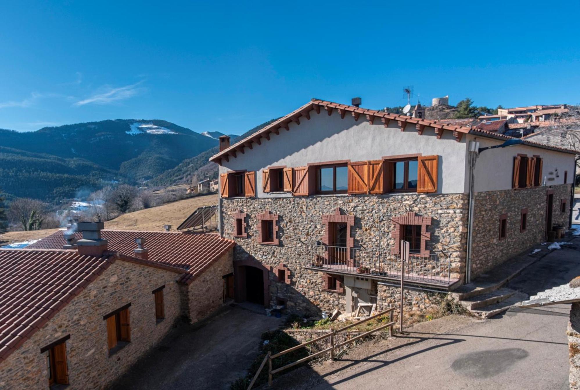 Can Tubau - Casa Rural - Apartaments 캄펠라스 외부 사진